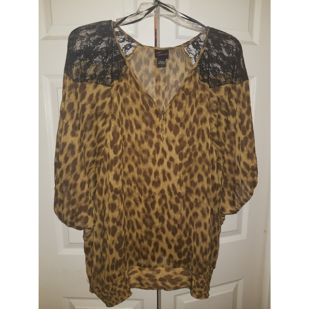Torrid size 4 leopard chiffon semi sheer blouse